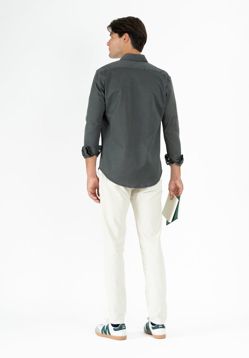 Camisa Manga Larga Sarga Cuello Botón Gris Oscuro